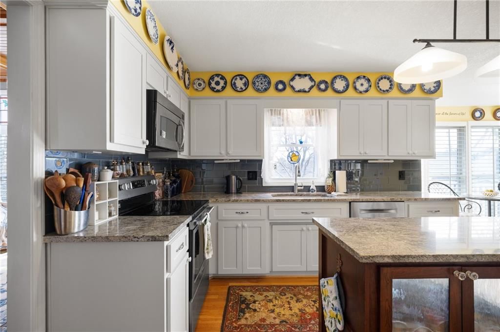4203 NE 57th Terrace — photo 9