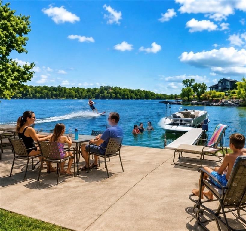 128 W Lakeshore Drive — photo 3