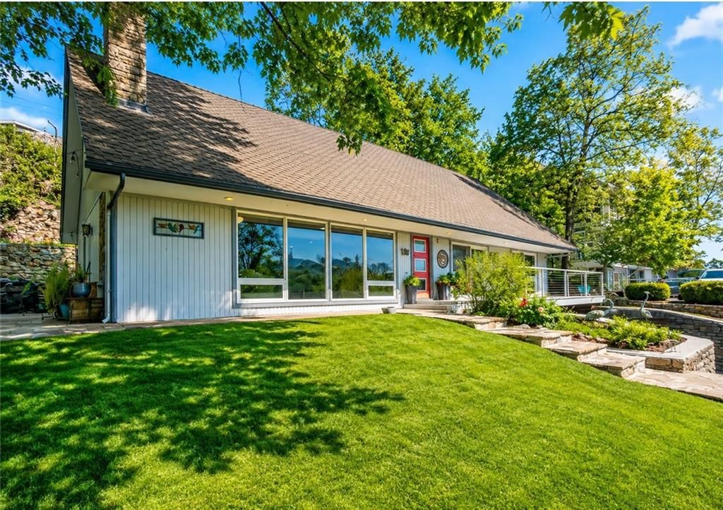 128 W Lakeshore Drive — photo 5