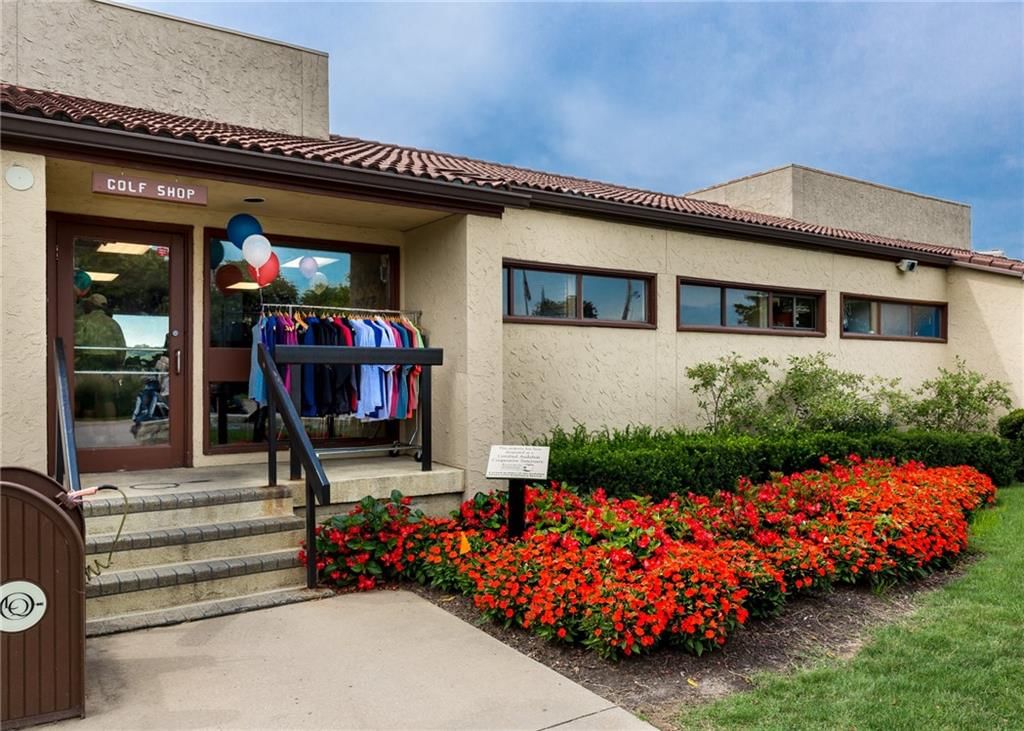 128 W Lakeshore Drive — photo 43