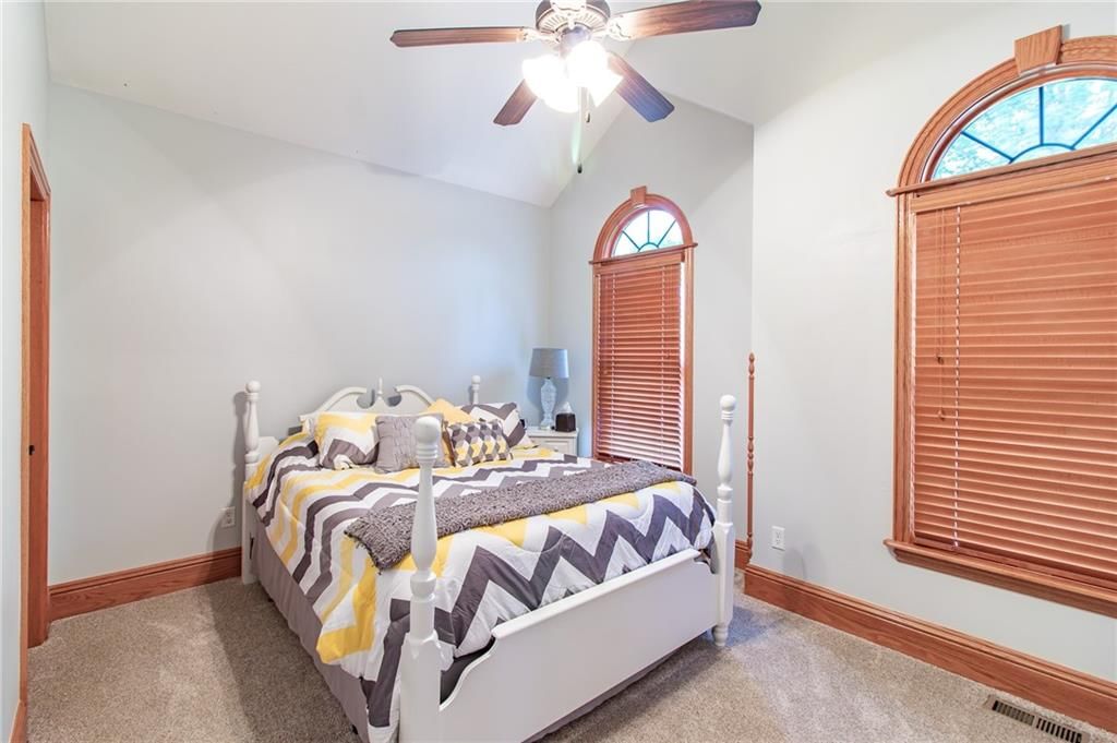 11209 Trevor Drive — photo 18