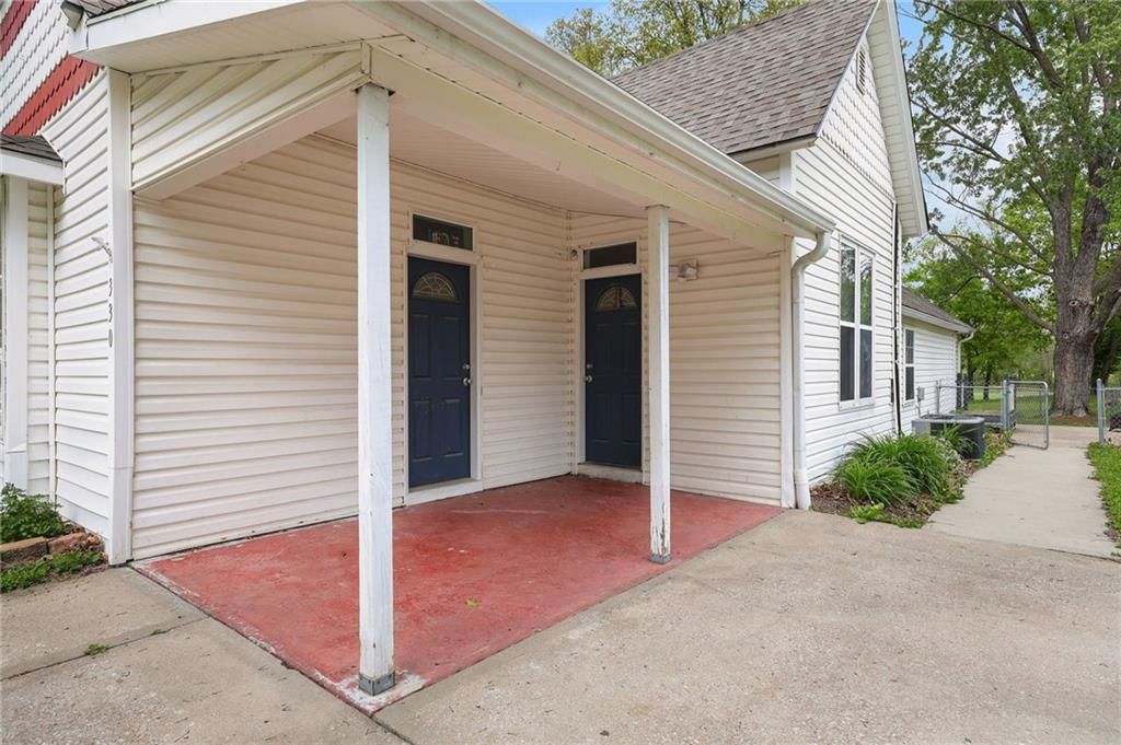 330 E Main Street — photo 4