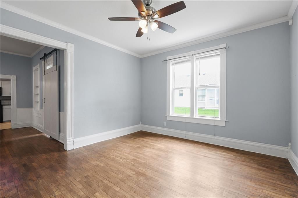 330 E Main Street — photo 8