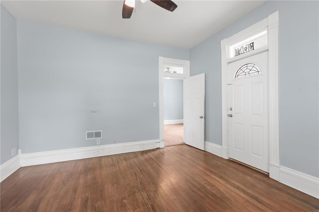 330 E Main Street — photo 10
