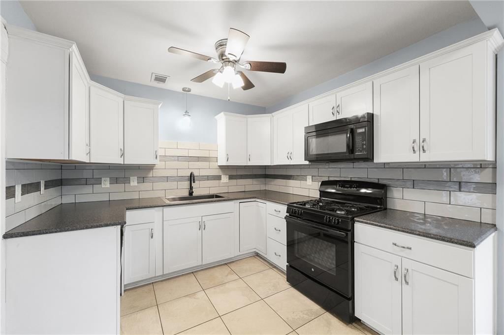 330 E Main Street — photo 16
