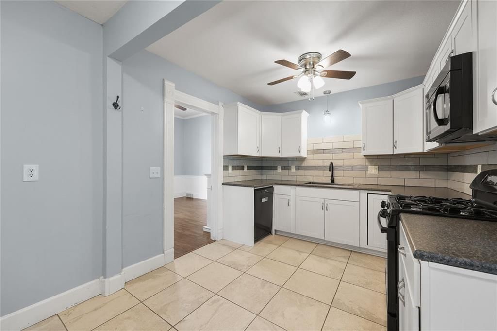 330 E Main Street — photo 18