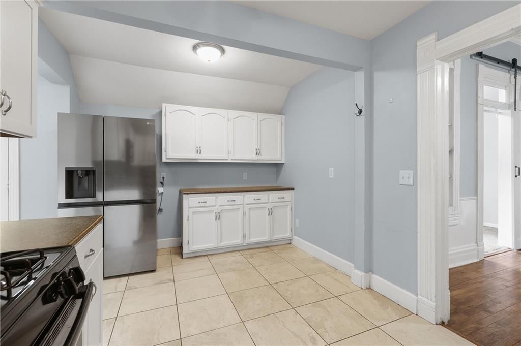 330 E Main Street — photo 19