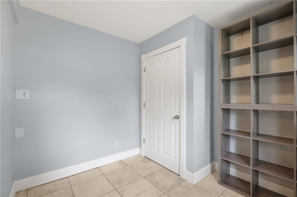 330 E Main Street — photo 22