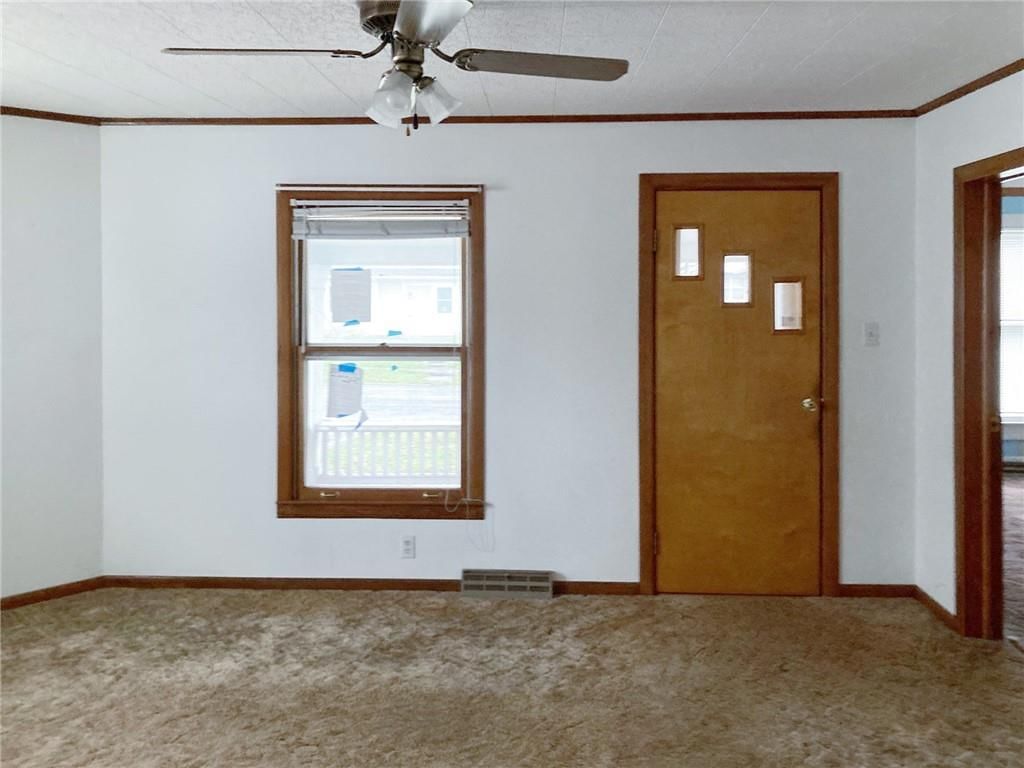 869 S Redman Avenue — photo 3