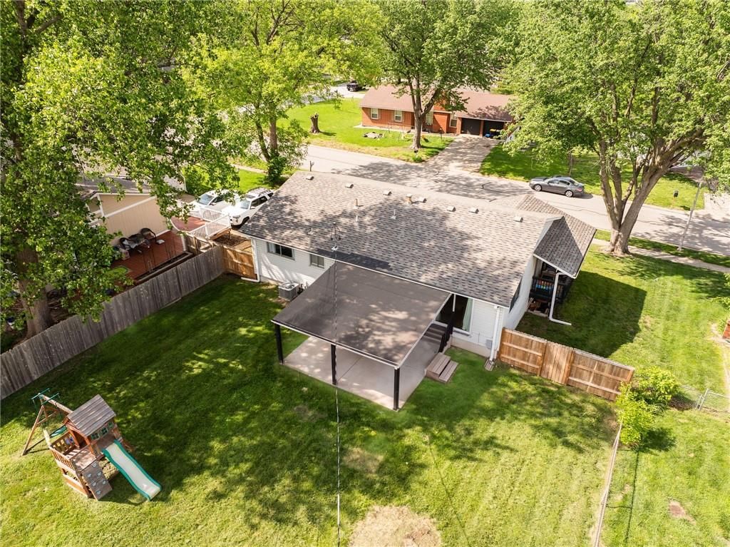 309 NE 88th Terrace — photo 45