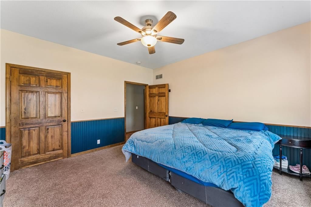 4370 Lee Road — photo 31