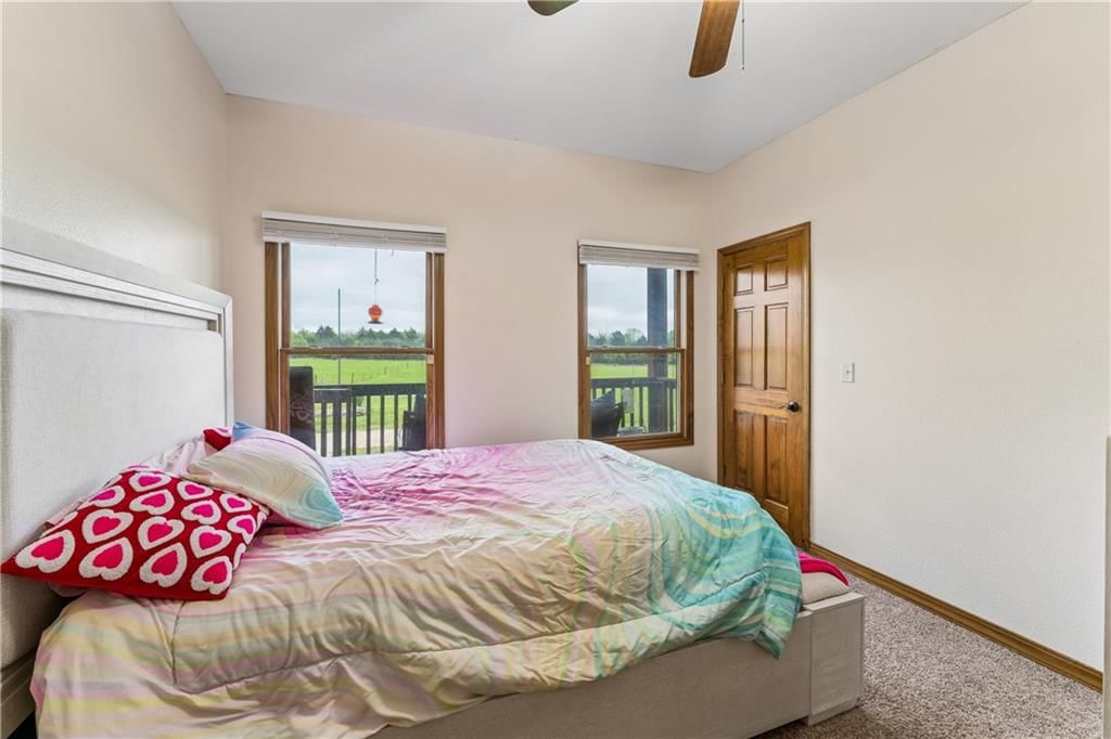 4370 Lee Road — photo 46