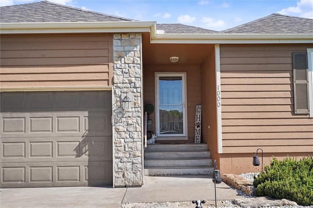 1000 Kathys Court — photo 3