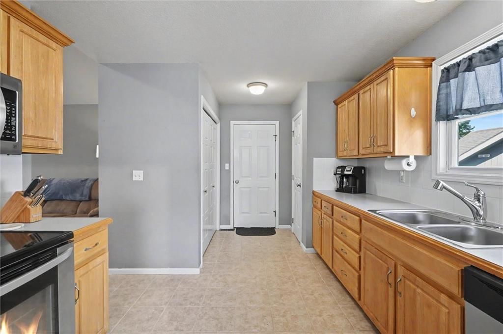 1000 Kathys Court — photo 12