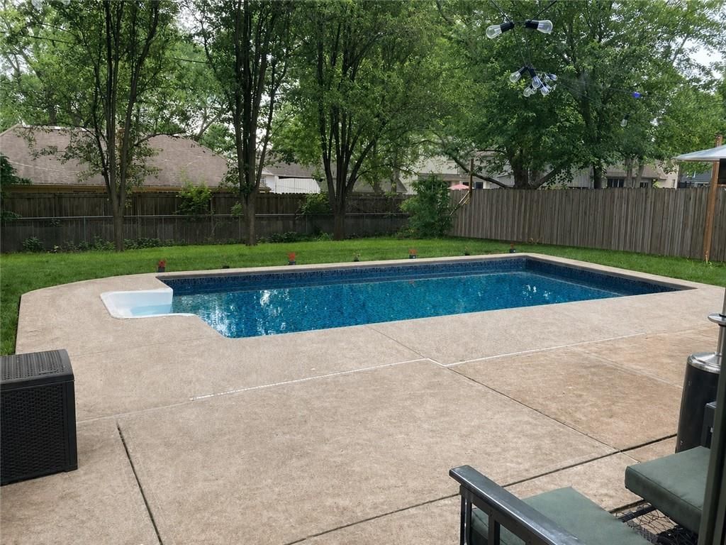 9908 Perry Drive — photo 2