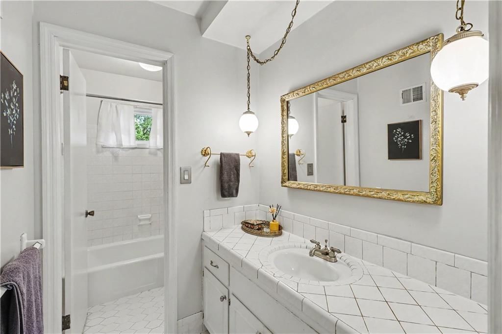 9908 Perry Drive — photo 25