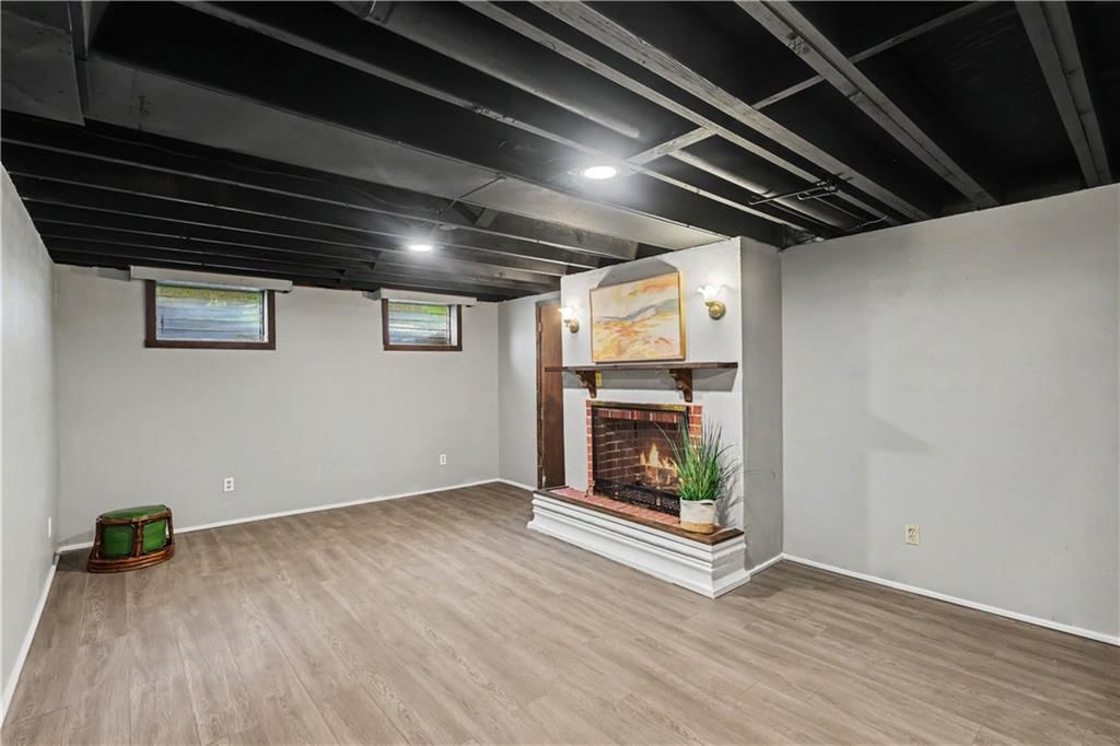 9908 Perry Drive — photo 31