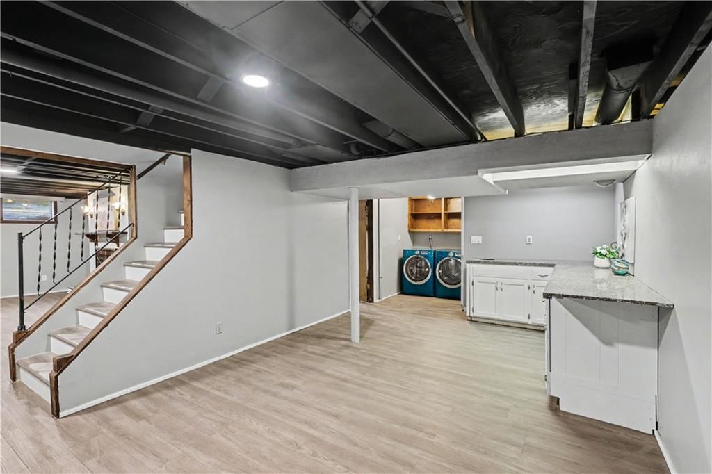9908 Perry Drive — photo 33