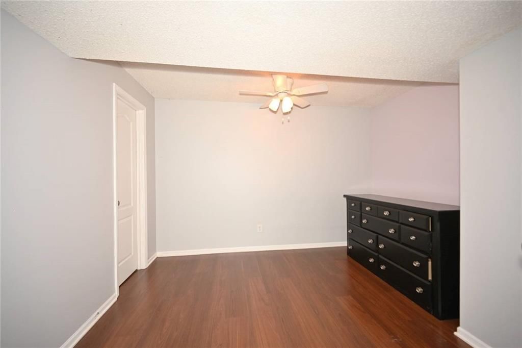 11318 N Booth Avenue — photo 28