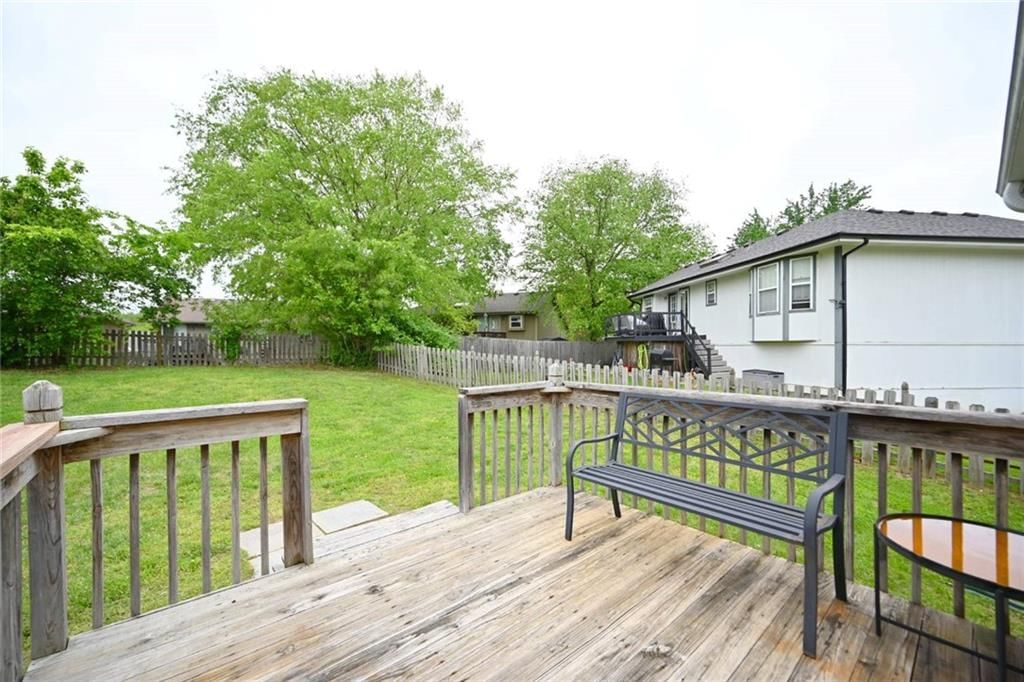 11318 N Booth Avenue — photo 35