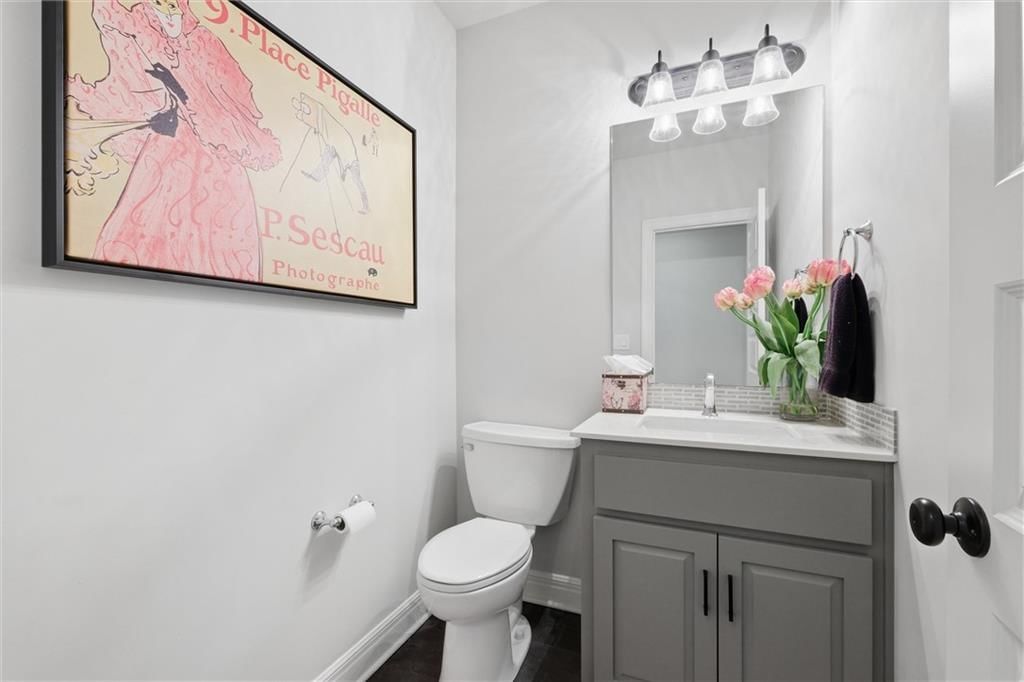 202 NW Ambersham Drive — photo 38
