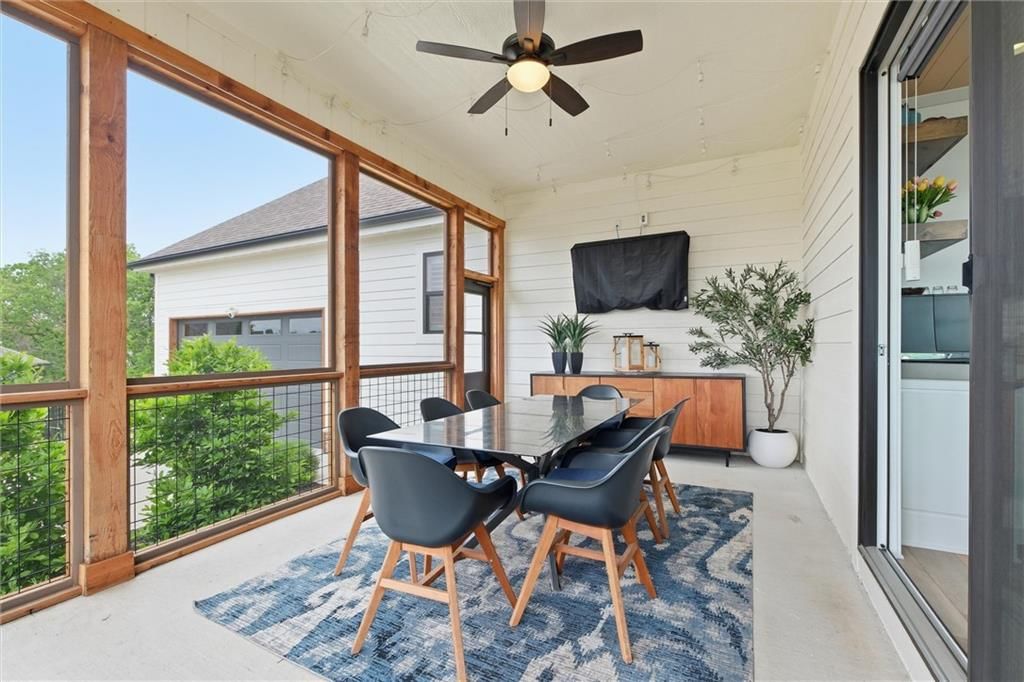 202 NW Ambersham Drive — photo 48
