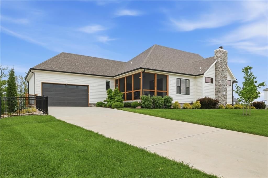 202 NW Ambersham Drive — photo 63