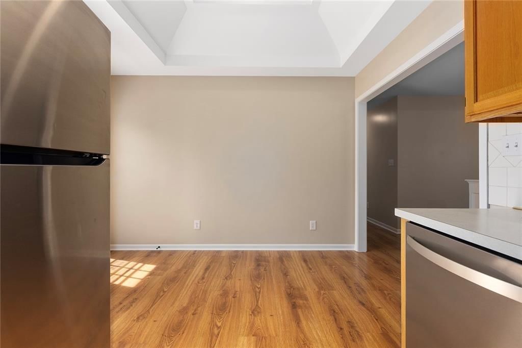 10527 N Ditman Avenue — photo 12