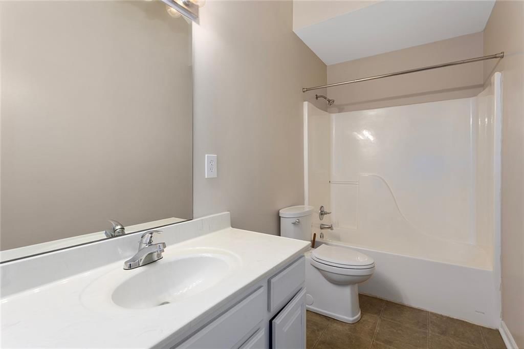 10527 N Ditman Avenue — photo 19