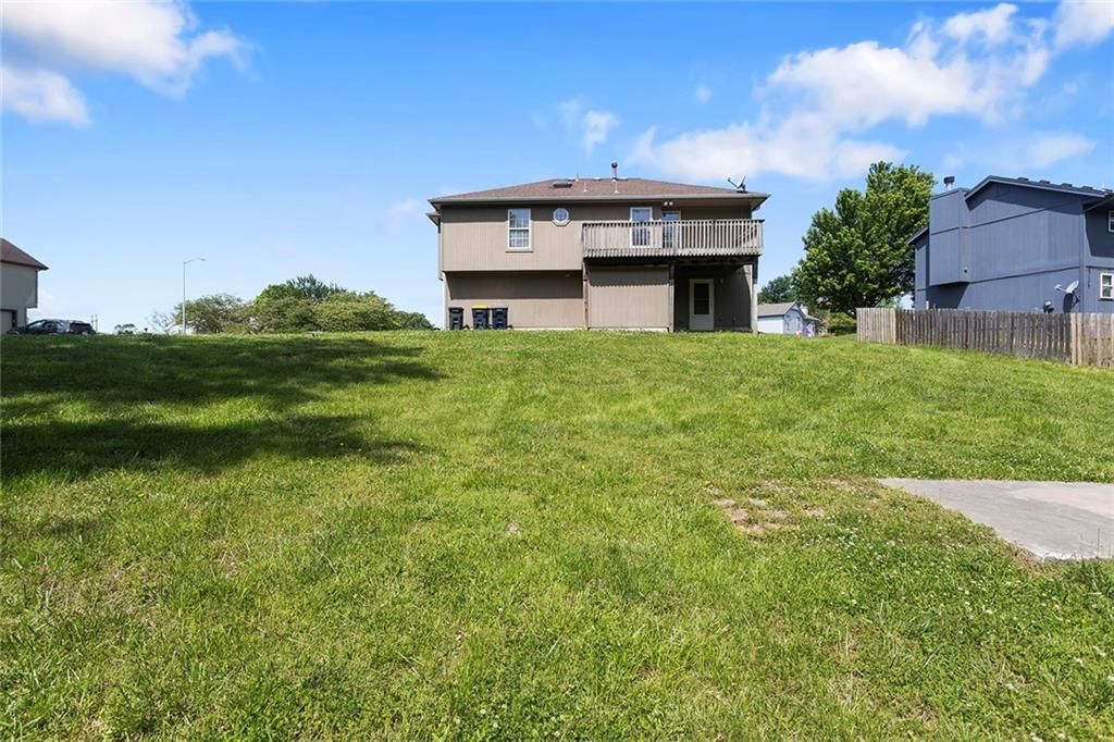 10527 N Ditman Avenue — photo 34