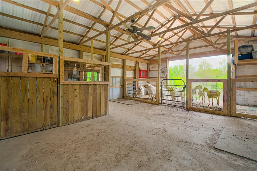 16023 Jesse James Farm Road — photo 57