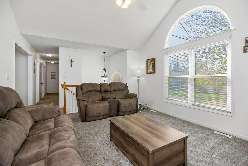 301 Porter Drive — photo 5
