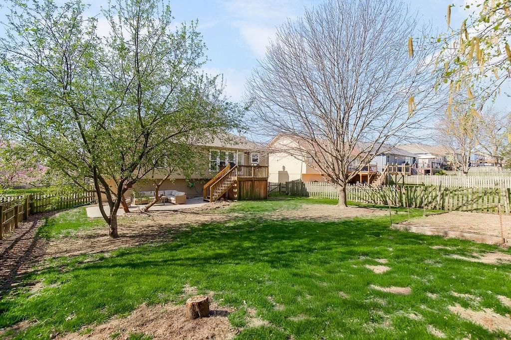 301 Porter Drive — photo 29