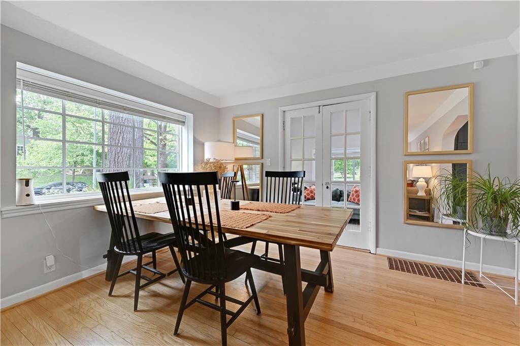300 E Dartmouth Road — photo 10
