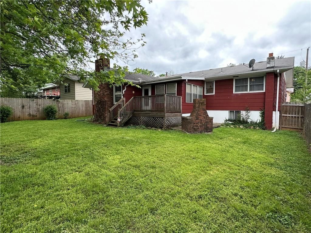 2532 N Franklin Avenue — photo 39