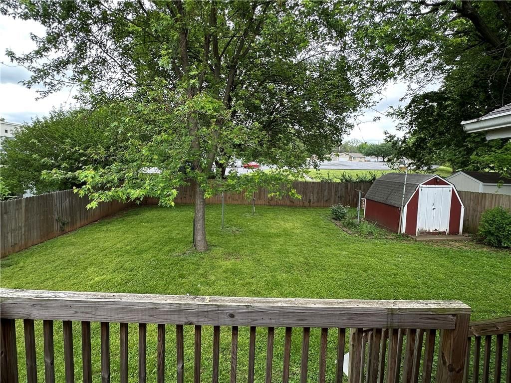 2532 N Franklin Avenue — photo 45