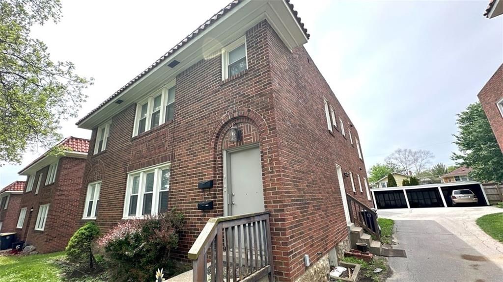 4236 Holly Street — photo 2
