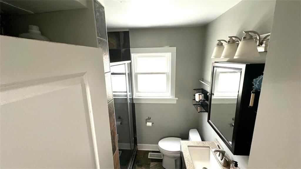 4236 Holly Street — photo 10