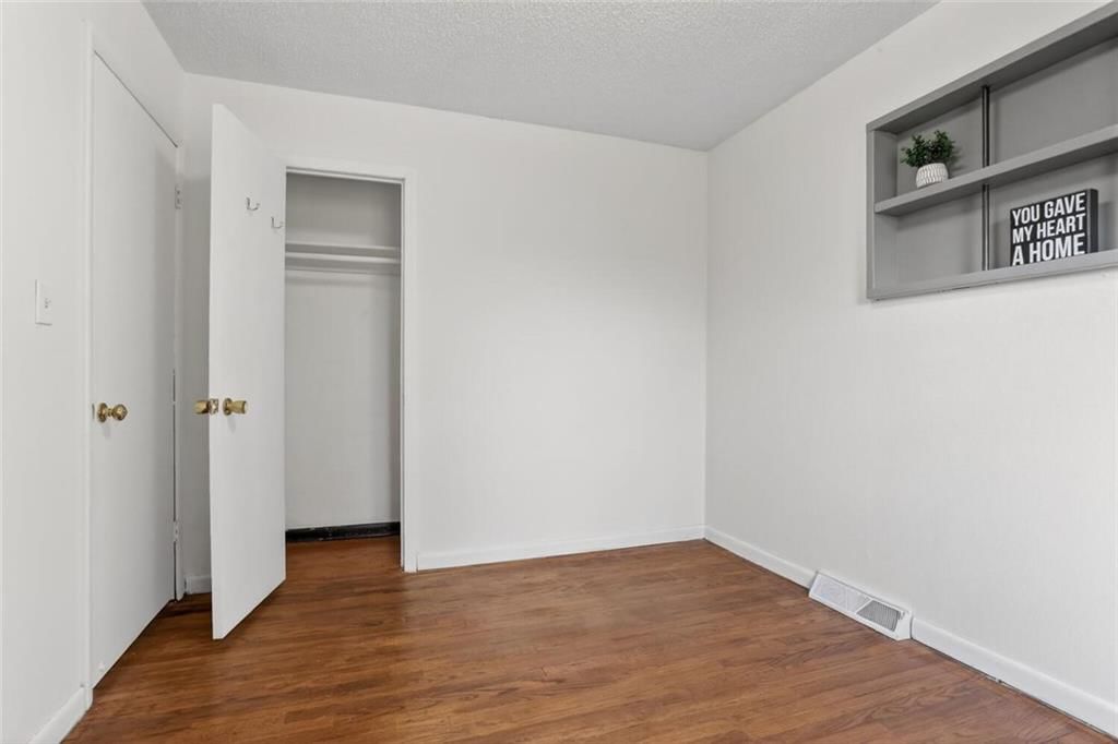 3701 N Cypress Avenue — photo 12