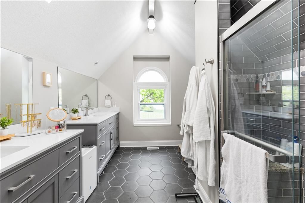 11418 King Street — photo 34