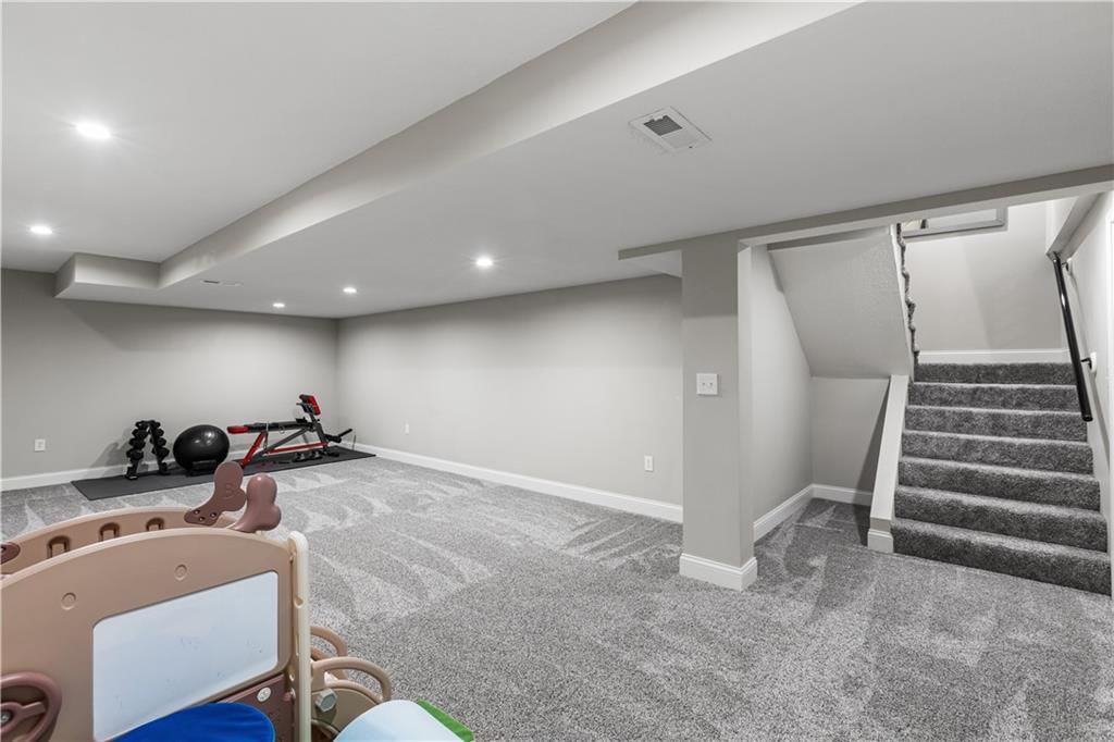 11418 King Street — photo 41
