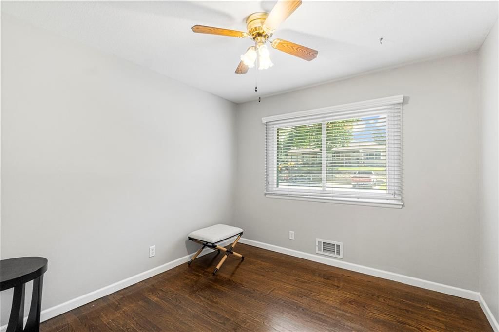 2800 S Cedar Crest Terrace — photo 11