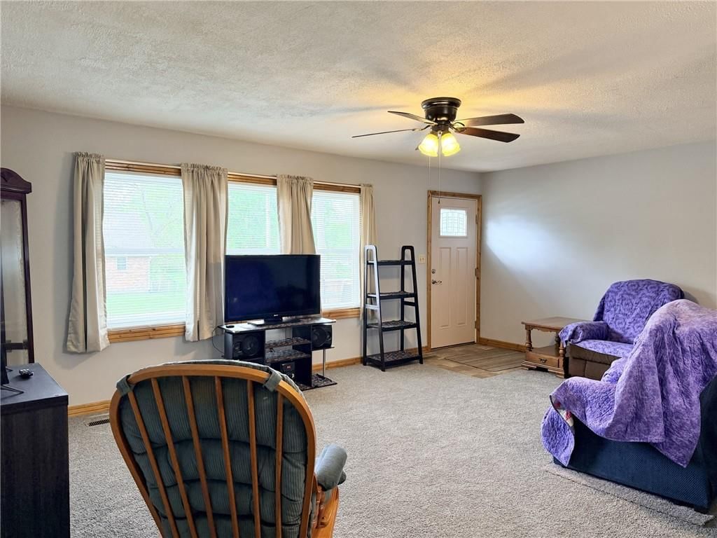 1521 Webster Street — photo 3