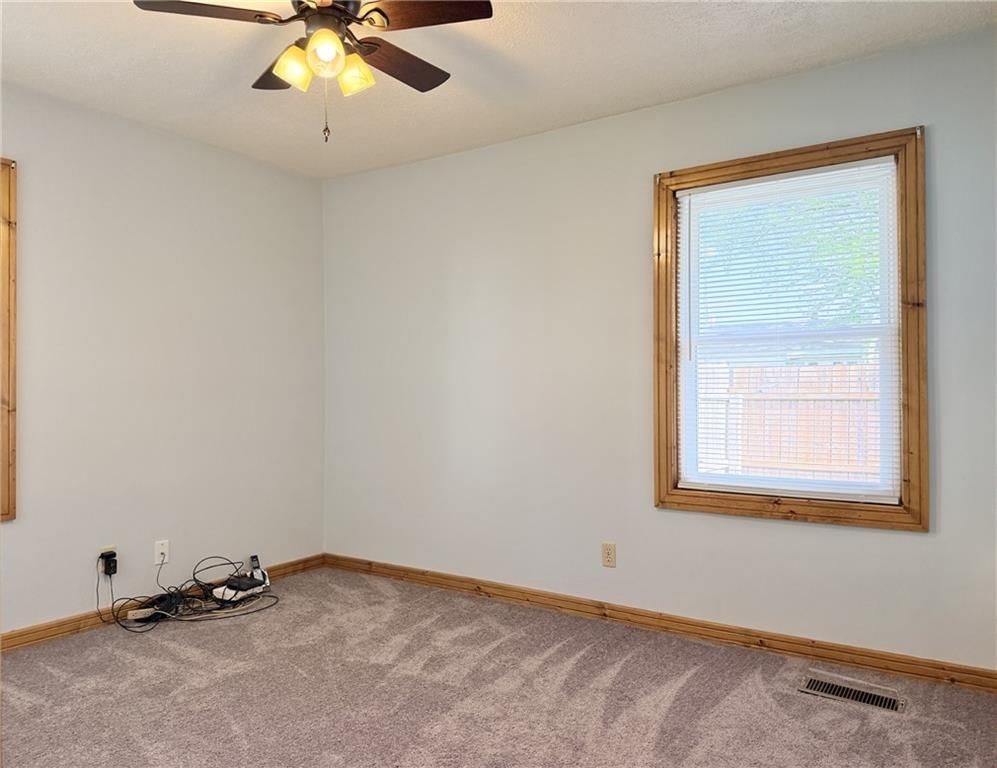 1521 Webster Street — photo 10