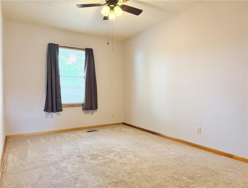 1521 Webster Street — photo 12