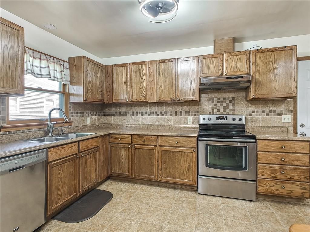 102 Walnut Court — photo 12