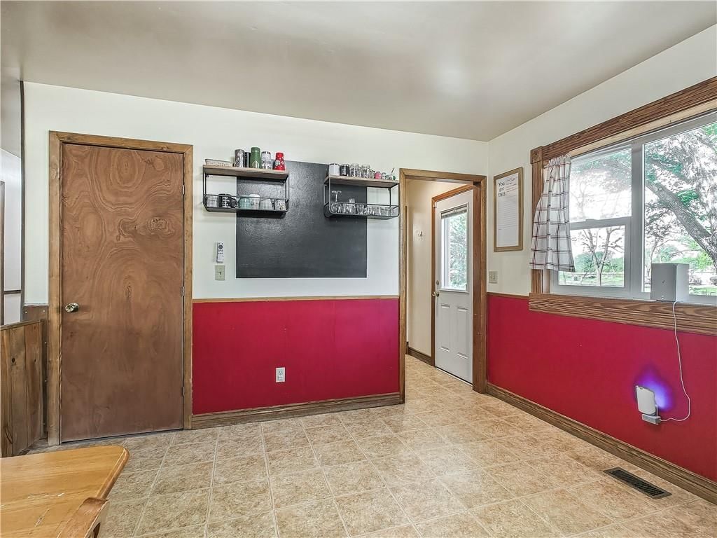 102 Walnut Court — photo 14