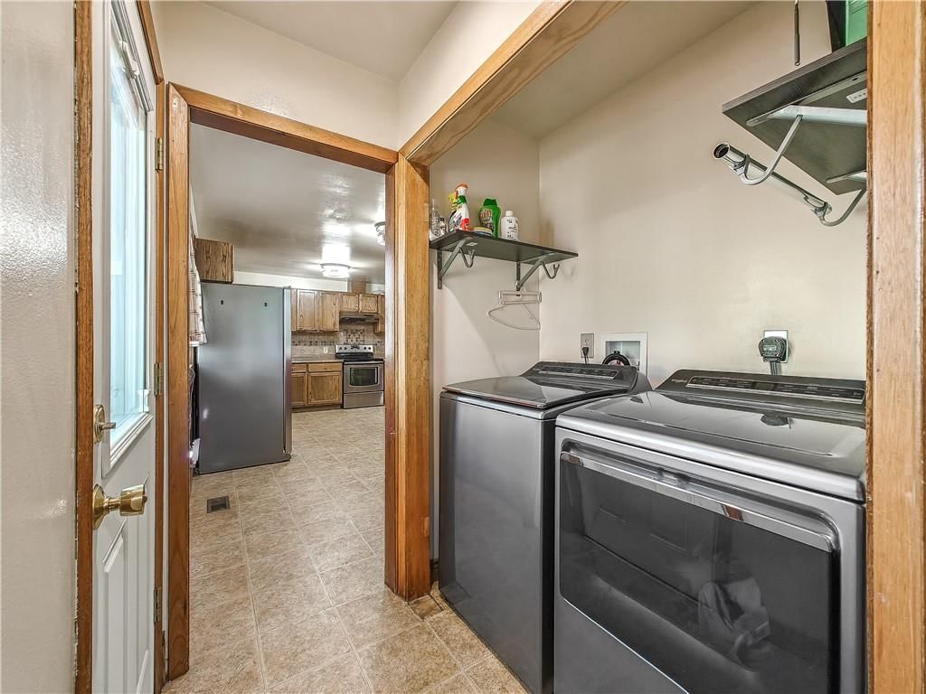 102 Walnut Court — photo 22