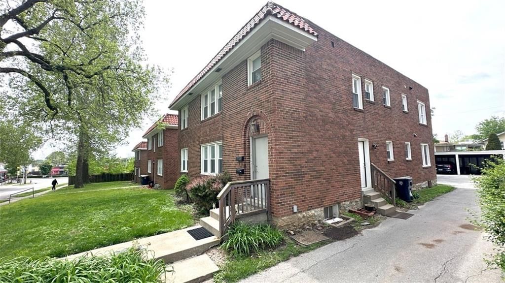 4232 Holly Street — photo 2