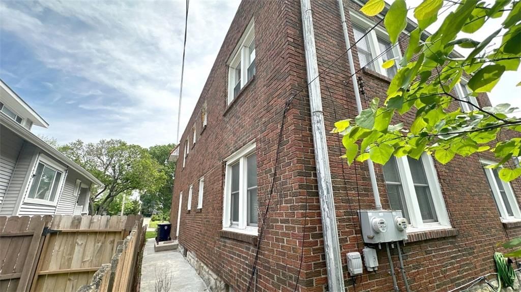 4232 Holly Street — photo 3